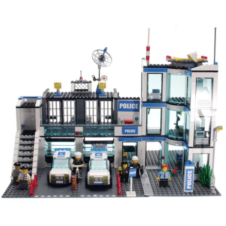 LEGO City 7498 - Police Station DECOTOYS
