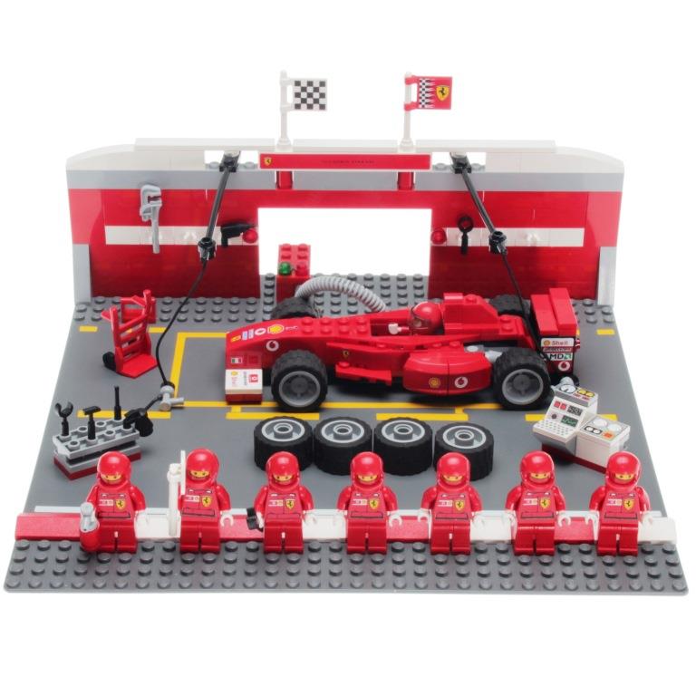 LEGO: Ferrari F1 Pit Set