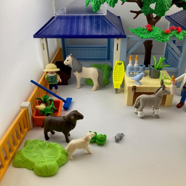 Playmobil 4344 Tierpflegestation mit Freigehege
